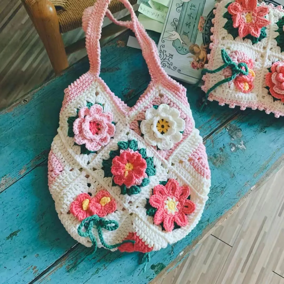 Handmade Purses and Handbags for Women, Handmade Wisteria Flower Shoulder Bags for Women, Crochet Tote Handbag Shoulder Bags (Pink)