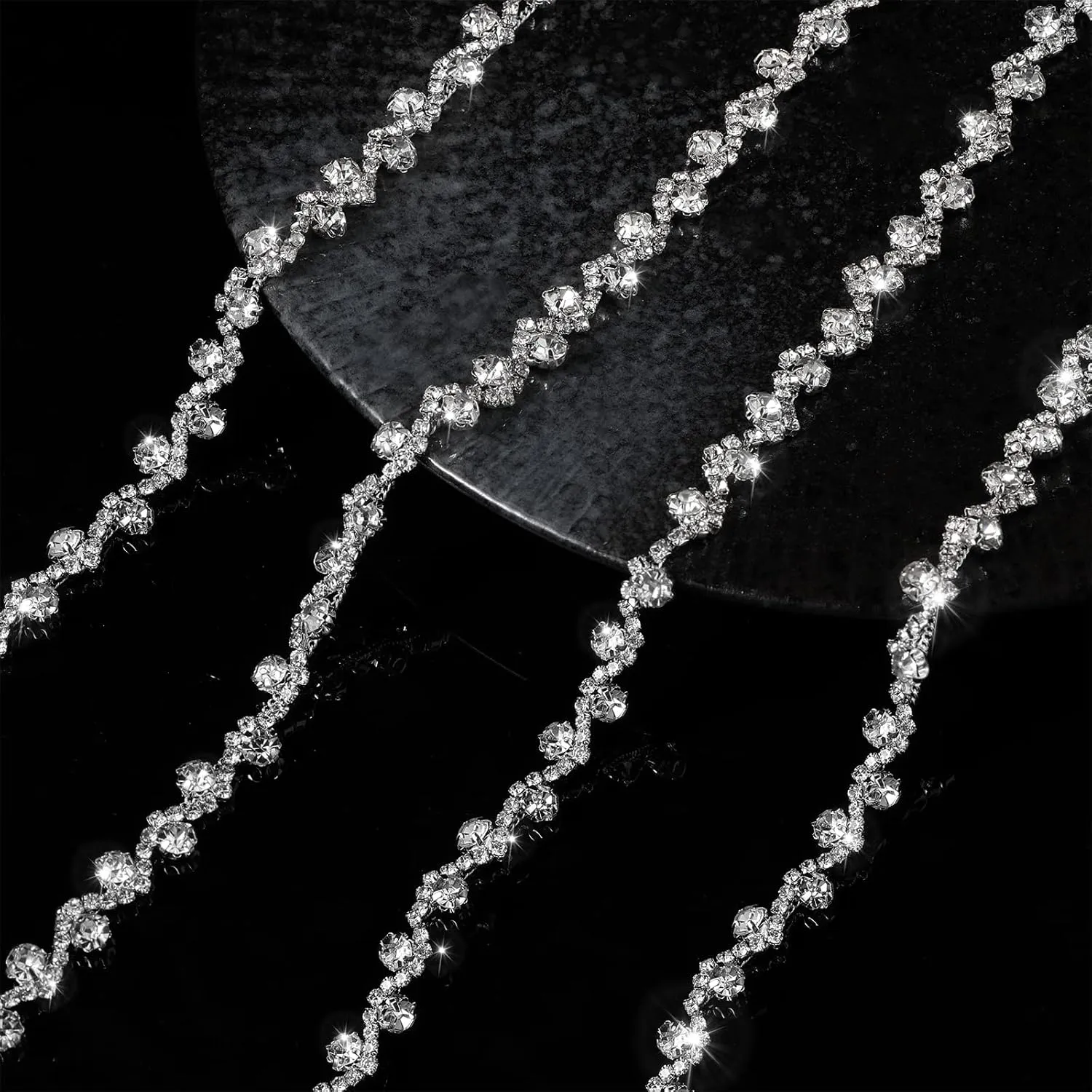 Kigeli Bling Rhinestone Trim Crystal Chain Applique Rhinestone Applique Sewing Embellishments for DIY Dress Clothing Wedding Crafts Bridal Jewelry, 0.39 Inch Wide(3 Yards,White)