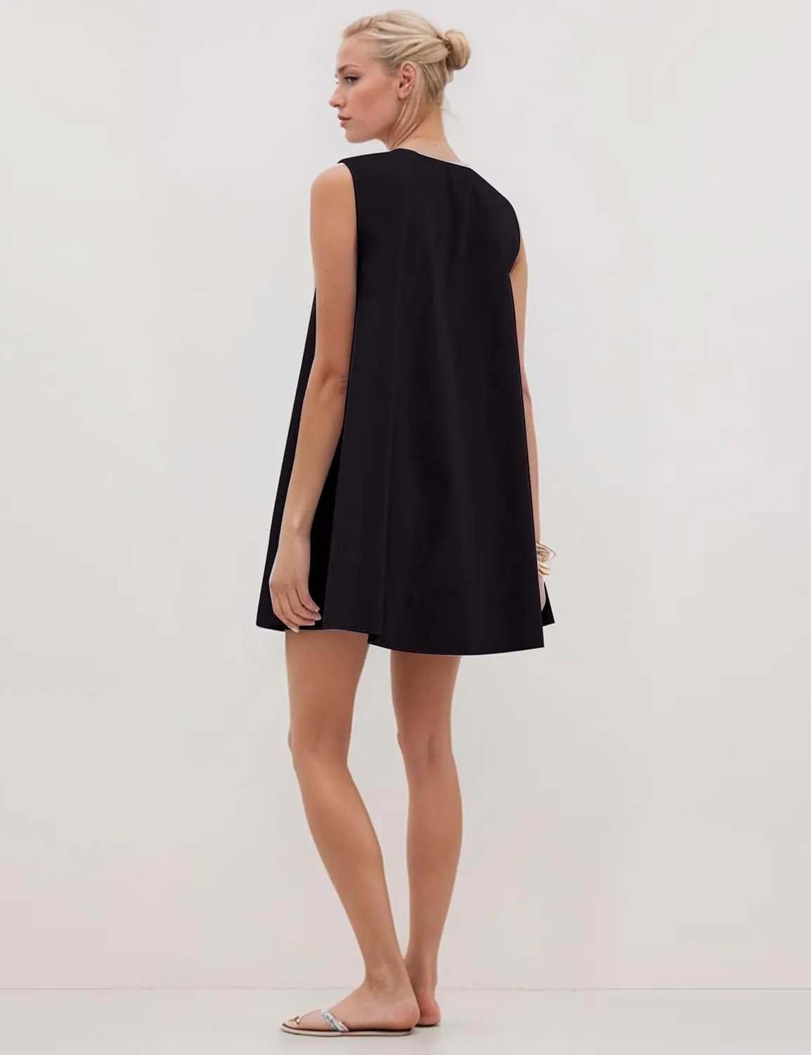 OLAPTA Women Summer Sleeveless Babydoll Mini Tank Dresses Loose Fit Scoop Neck Ruched Short Dress with Pockets Party Clubwear