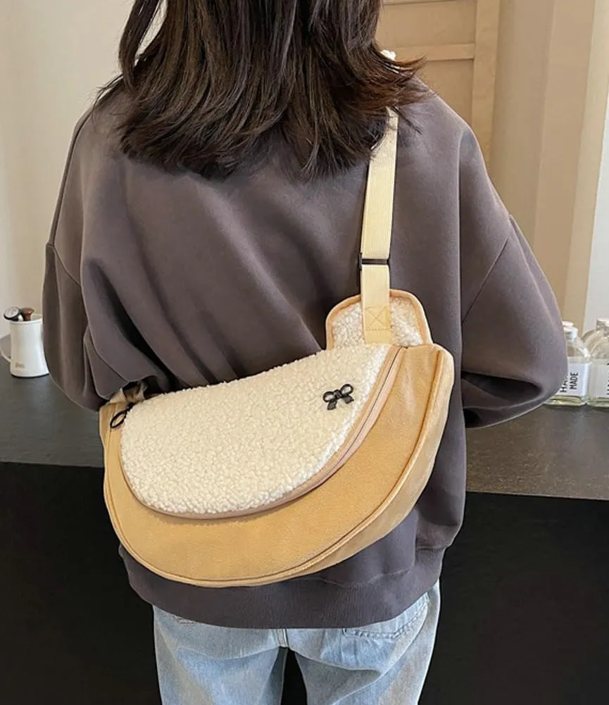Womens Stylish Plush Dumpling Purse Large Crossbody Shoulder Bag Adjustable Strap Cute Furry Tote Handbags