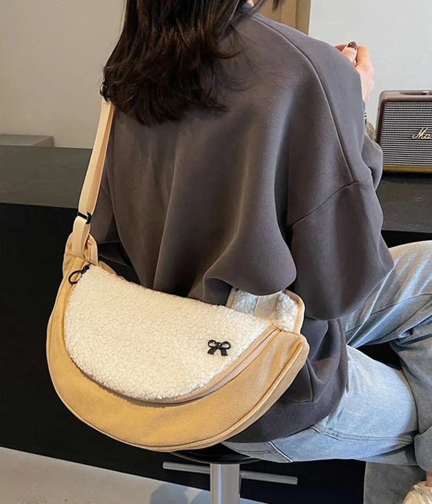 Womens Stylish Plush Dumpling Purse Large Crossbody Shoulder Bag Adjustable Strap Cute Furry Tote Handbags